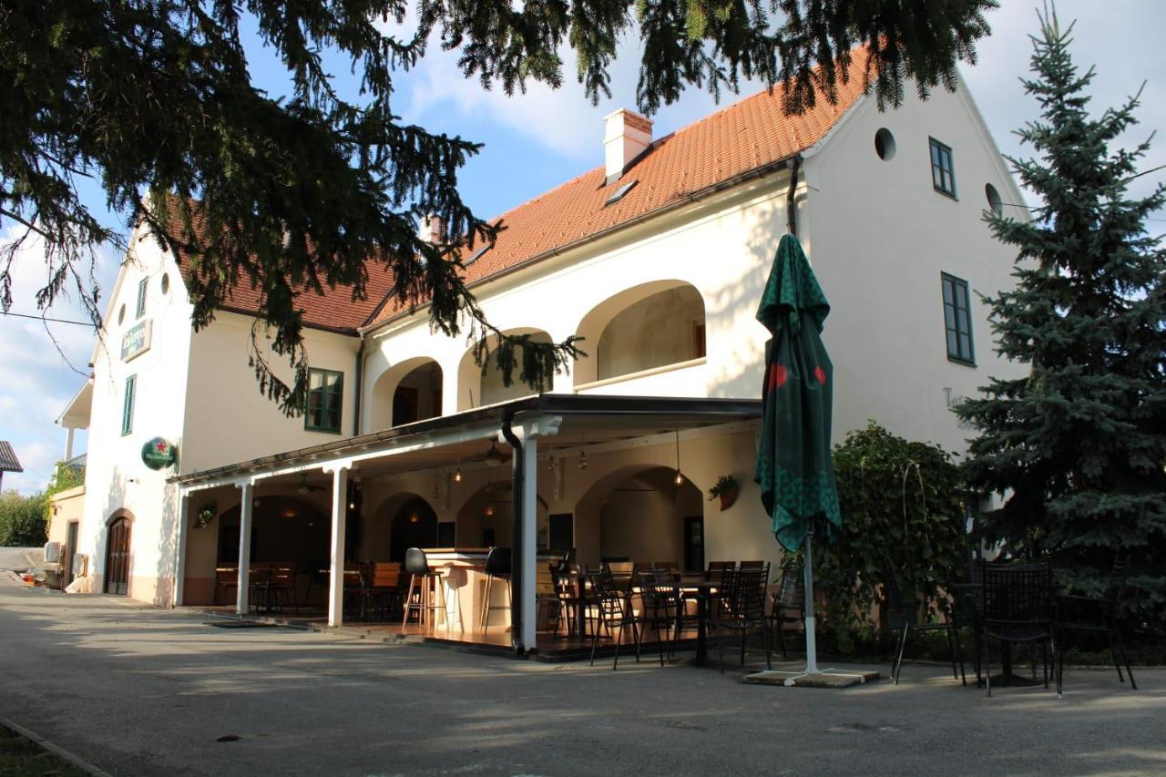 Taverna 1860 Rooms & Apartments Donja Zelina Ngoại thất bức ảnh
